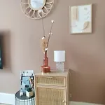 Gare Centre Parking Apartament