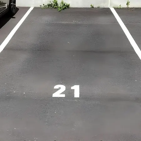 Gare Centre Parking Apartament