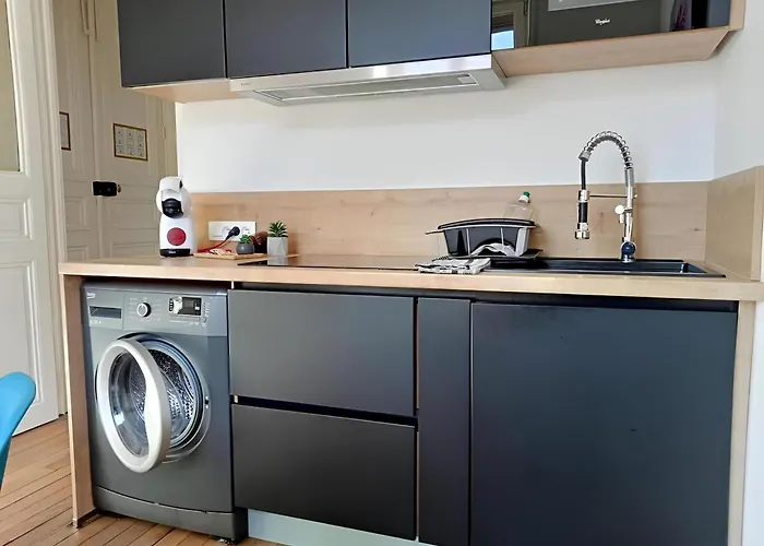 Gare Centre Parking Apartment *